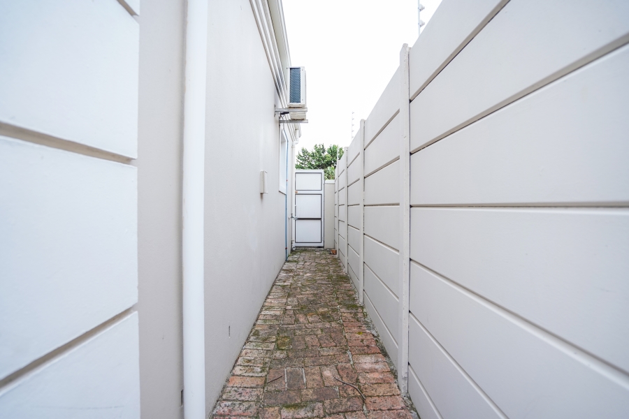 3 Bedroom Property for Sale in Parklands Western Cape